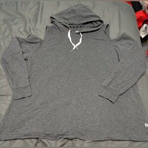 NOLA PLUS SIZE CUT-OUT SHOULDER HOODED SWEATER